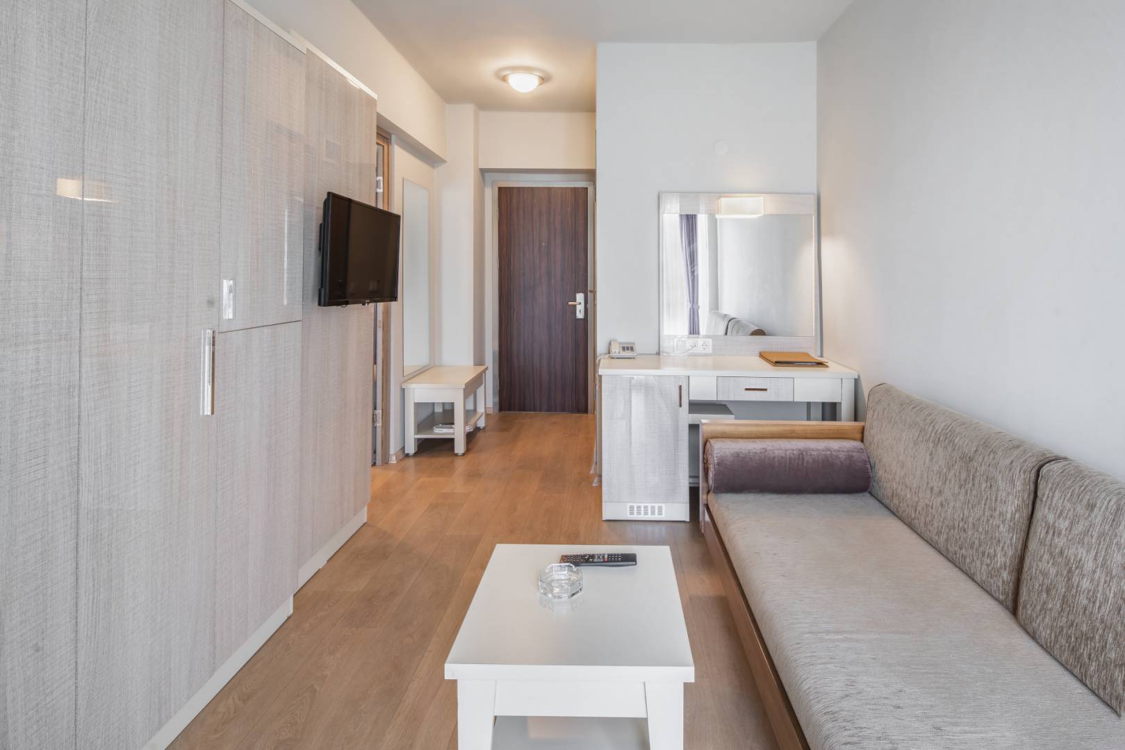 suite (3).jpg